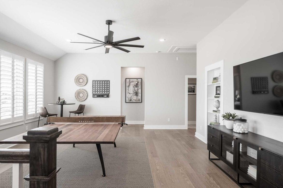 Tri-pointe-65-Model-5607-Logan-Ridge-17-1-1172x780