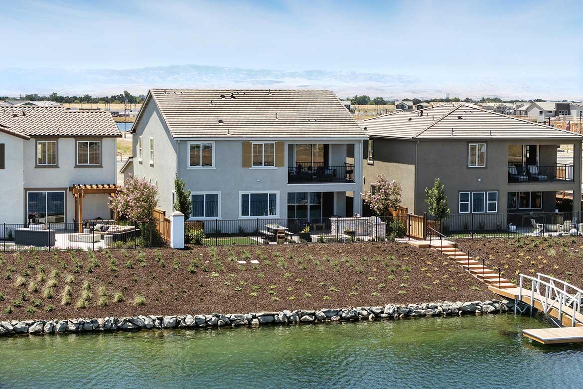 RiverIslandsBlog_ModelDrone_1170x780